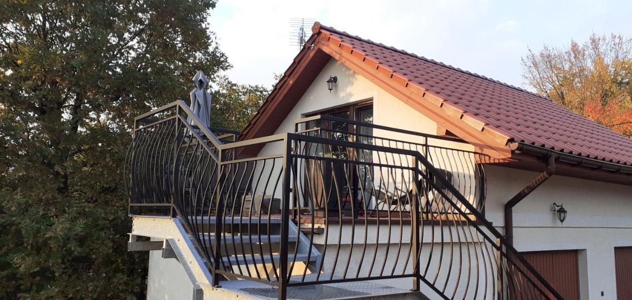 Mieszkanko Z Tarasem Limanowa Esterno foto