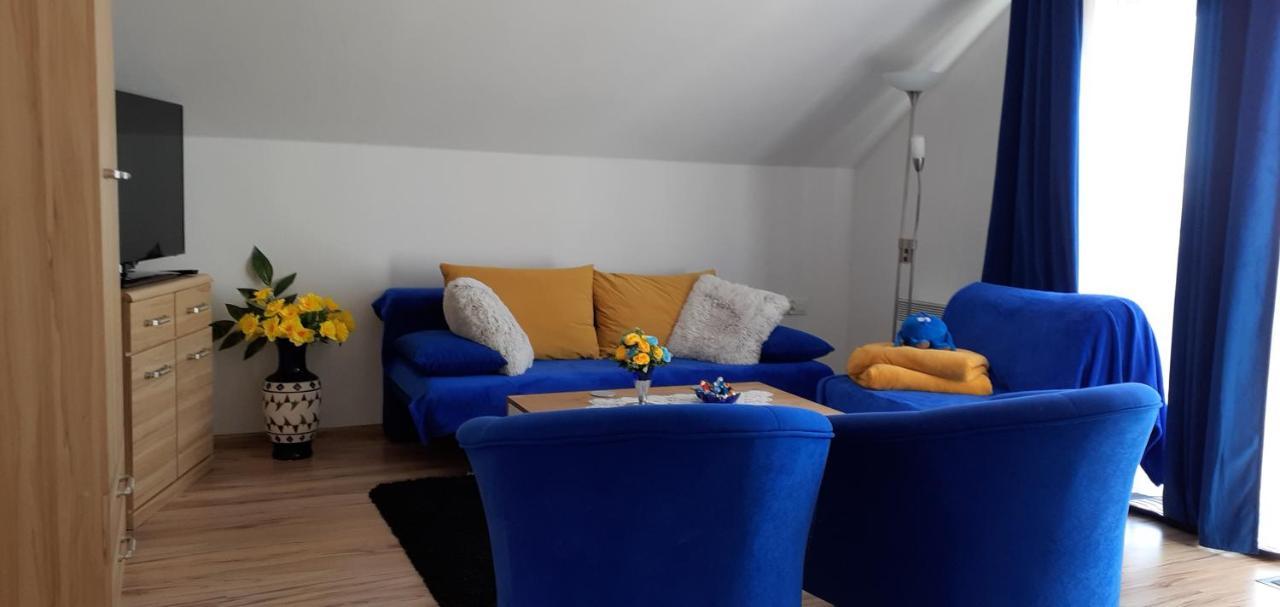 Mieszkanko Z Tarasem Limanowa Esterno foto