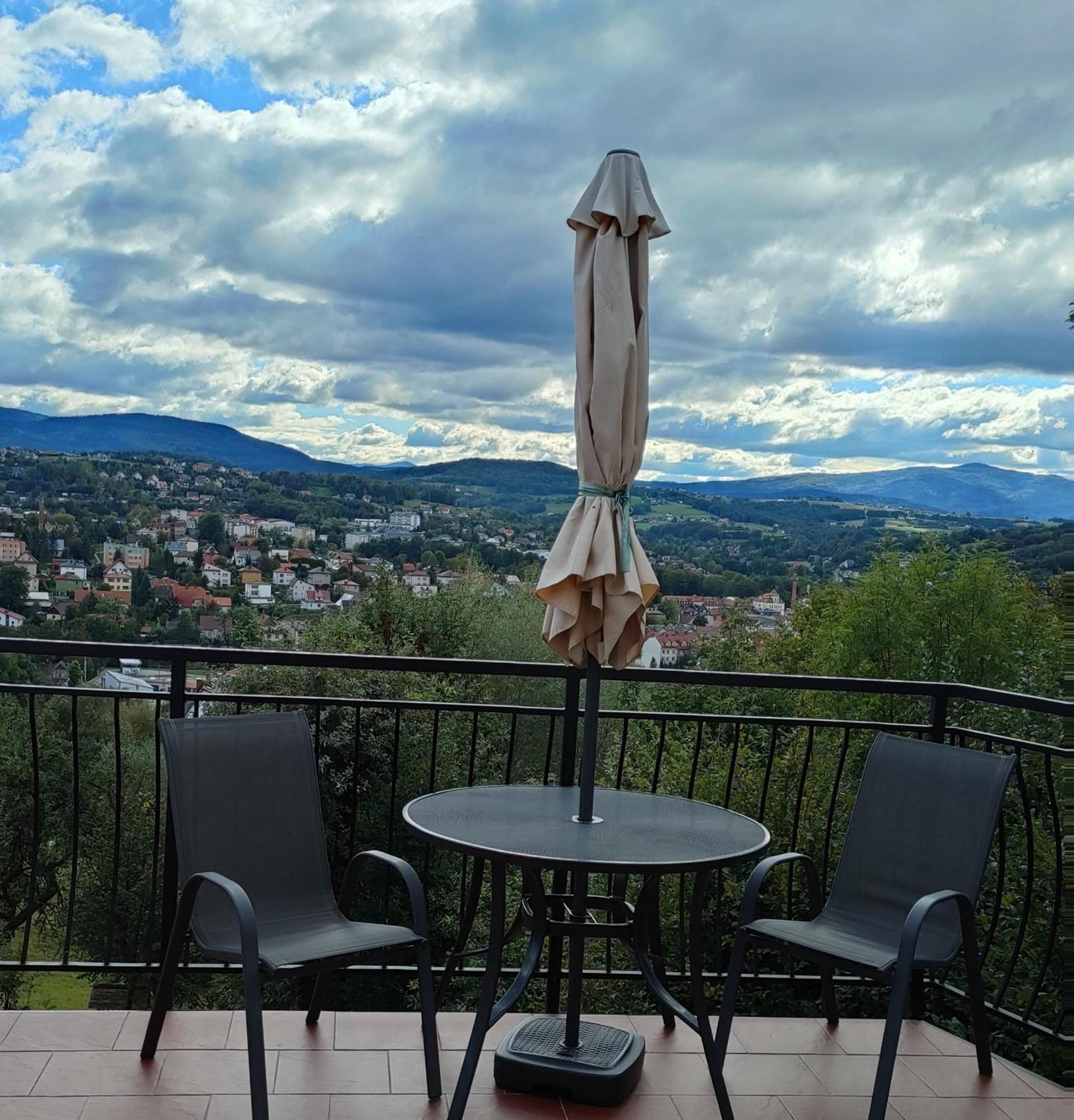 Mieszkanko Z Tarasem Limanowa Esterno foto
